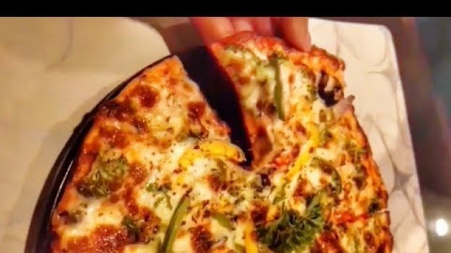 'Cheese Loaded Pizza 
