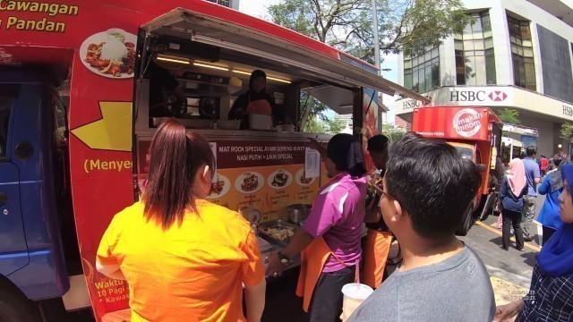 'Malaysia Street Food 76 Mat Rock Food Truck KL YN010402'