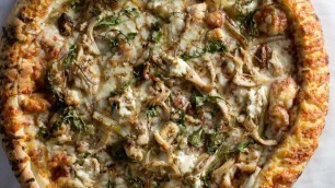'Schwan\'s Chef Collective Fall Pizza Toppings: Roasted Chicken Gorgonzola Pizza'