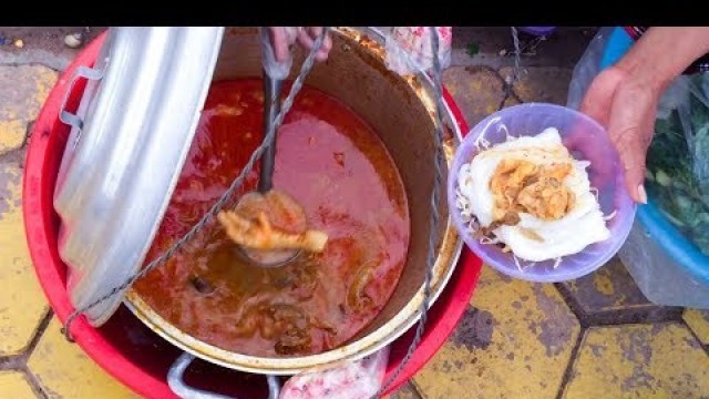 'Asian Street Food - Fast Food Street in Asia, Cambodian food #46,​ Khmer Noodles'
