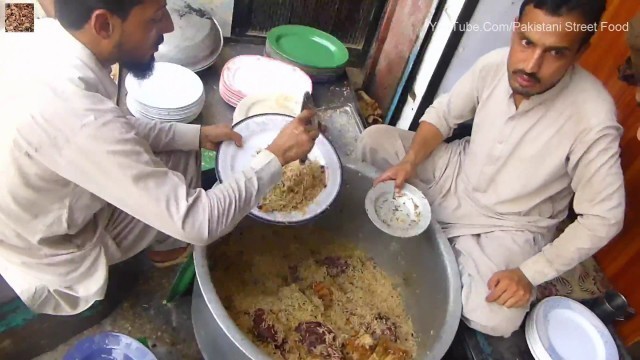 'Rahman Gull  Chawal | Shoba Bazar Peshawar Famous Chawal | Pakistani Street Food'