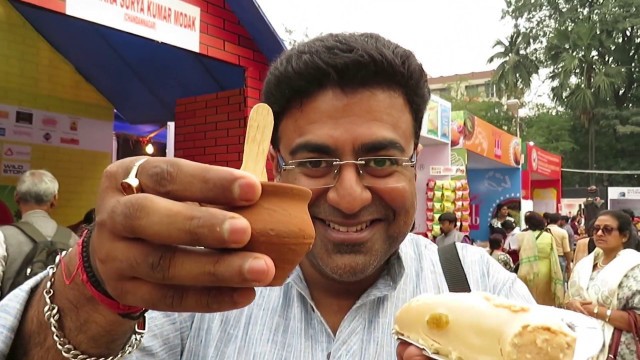 'Khaibar Pass | Kolkata Food Festival | Chicken Kabab | Chicken shawarma | Mishti'