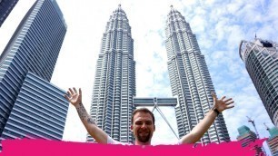 'Petronas Towers, The Tallest Twin Towers in the World - Kuala Lumpur, Malaysia'