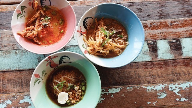 'Authentic Thai Street Food in Malaysia - Boat Noodle'