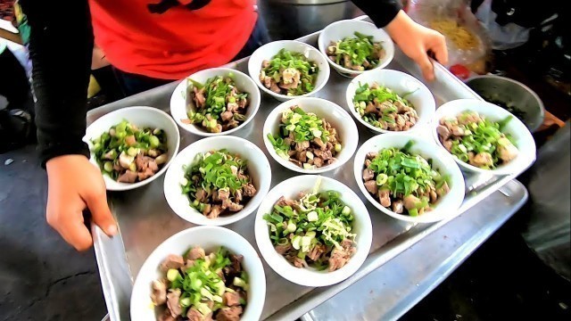 'Filipino Street Food | Pares Mami - Beef Stew, Rice and Noodles'