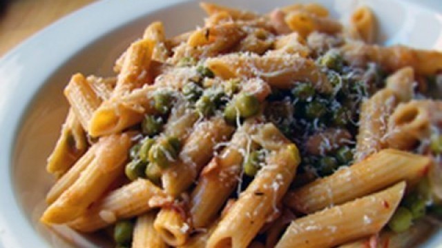 'Penne Pasta with Peas and Prosciutto'