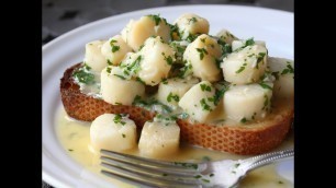 'Garlic Parsley Scallops Recipe - Scallop Appetizer with Garlic Butter Sauce'