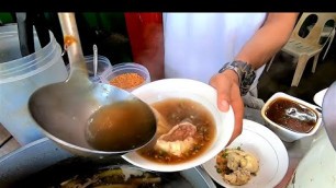 'Filipino Street Food | Cow\'s Brain Soup'