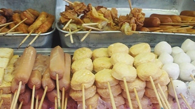 'LOK LOK Steamboat in Jonker Street | Street Food in Malaysia'
