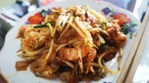 'Ep 144 Street Food Malaysia Penang Charcoal Char Koay Teow  Penang 打枪埔阿婆碳火炒果条'