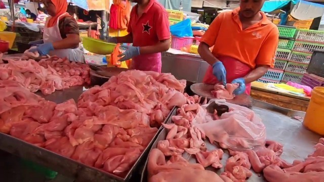 'Chicken Cutting Skills - in TTDI Wet Market in Kuala Lumpur, Malaysia'