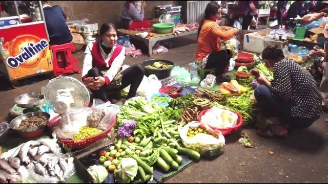 'Phnom Penh Street Food - Fresh Foods Compilation And People Activities'
