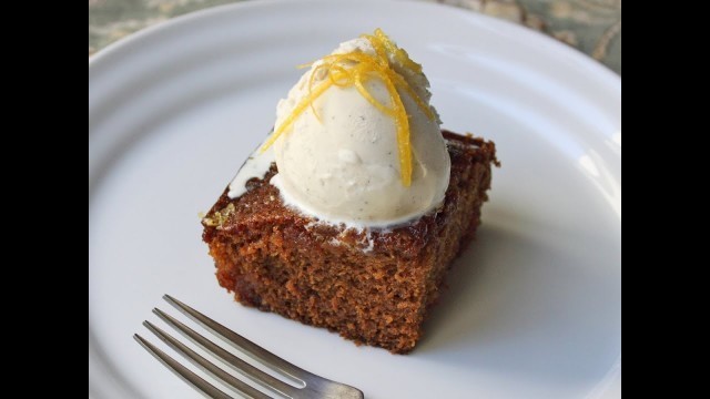 'Gingerbread Cake with Lemon Glaze - Christmas Gingerbread Dessert'