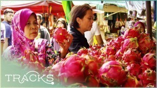 'Kuala Lumpur\'s Colourful Food Scene | John Torode\'s Malaysian Adventure | TRACKS'