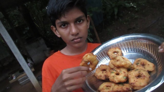 'Village food factory / UZHUNNU VADA Cooking by my Family in my village / food factory'