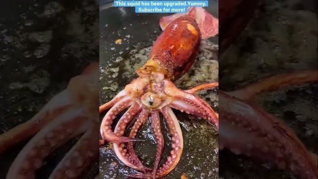 'China street food squid! #yummy #food #delicious #meat #seafood #asian #asianfood #viral #satisfying'