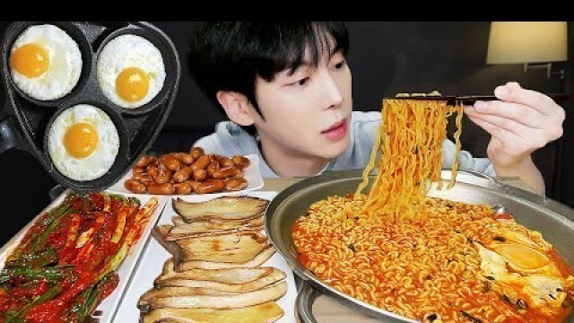 'MUKBANG | 집밥! 직접 만든 간장 계란 레시피 & 라면 소세지 버섯구이 파김치 먹방 | RECIPE KOREAN HOME FOOD'