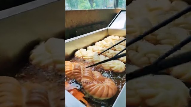 'Fried Dough Twist | Street Food in China'