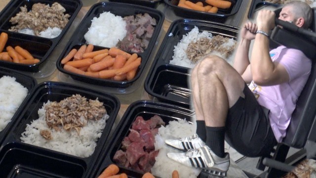 'How To Meal Prep for Powerlifters and Strongman'