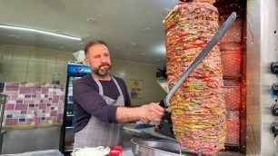 'The most delicious Shawarma of Turkey! Istanbul\'s Incredible Street Food'