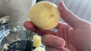 'Peeling potatoes with Breville kitchen wizz 8 plus - it’s legit!'