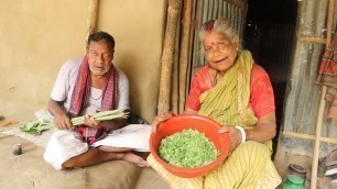 'Delicious and Traditional Spinach Cooking by our granny | Unknown Village Food Factory /sojna pata'