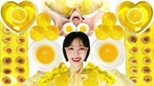 'Yellow Food Dessert MUKBANG CHALLENGE Eating Only One Color 노란색 음식 디저트 먹방 LEMON BANANA EGG JELLY'
